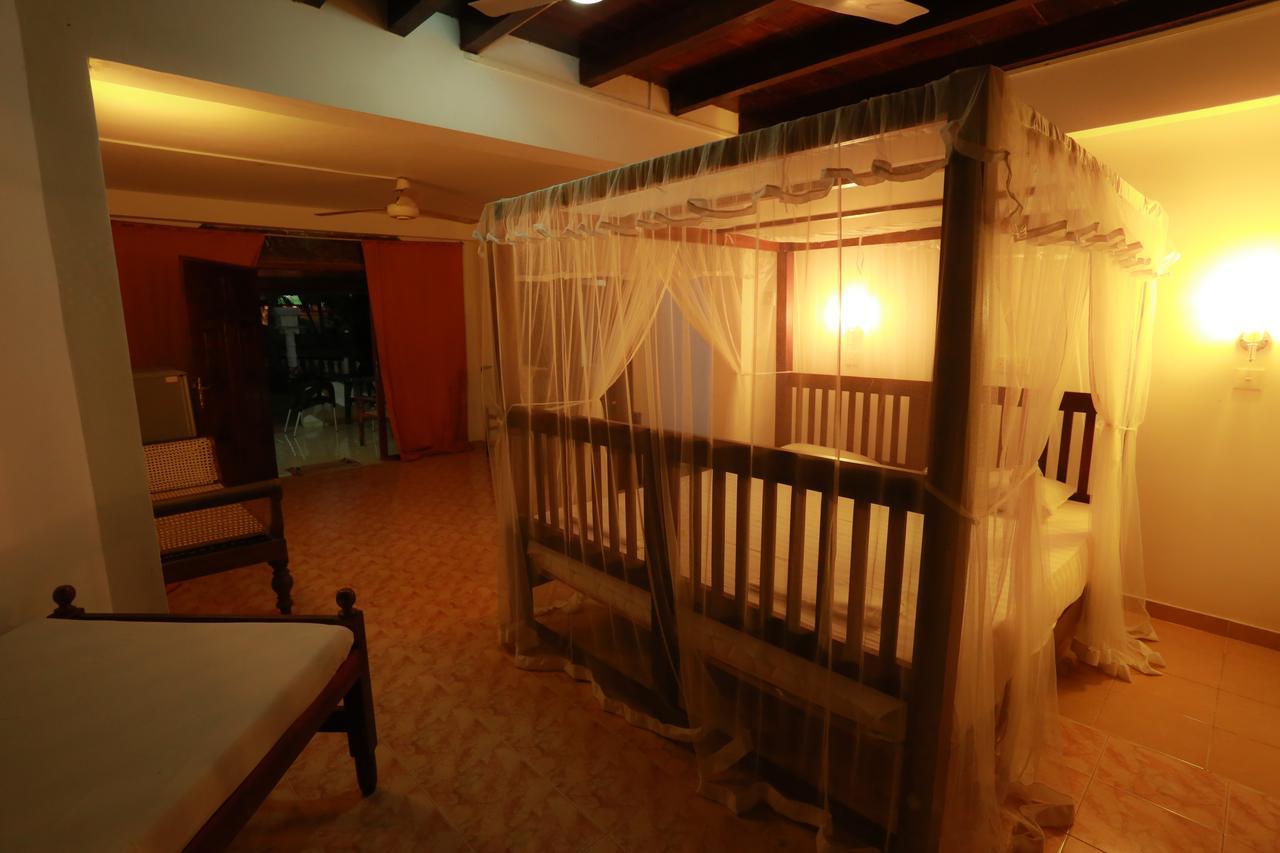 Sonri Villa Sea View Unawatuna Kültér fotó