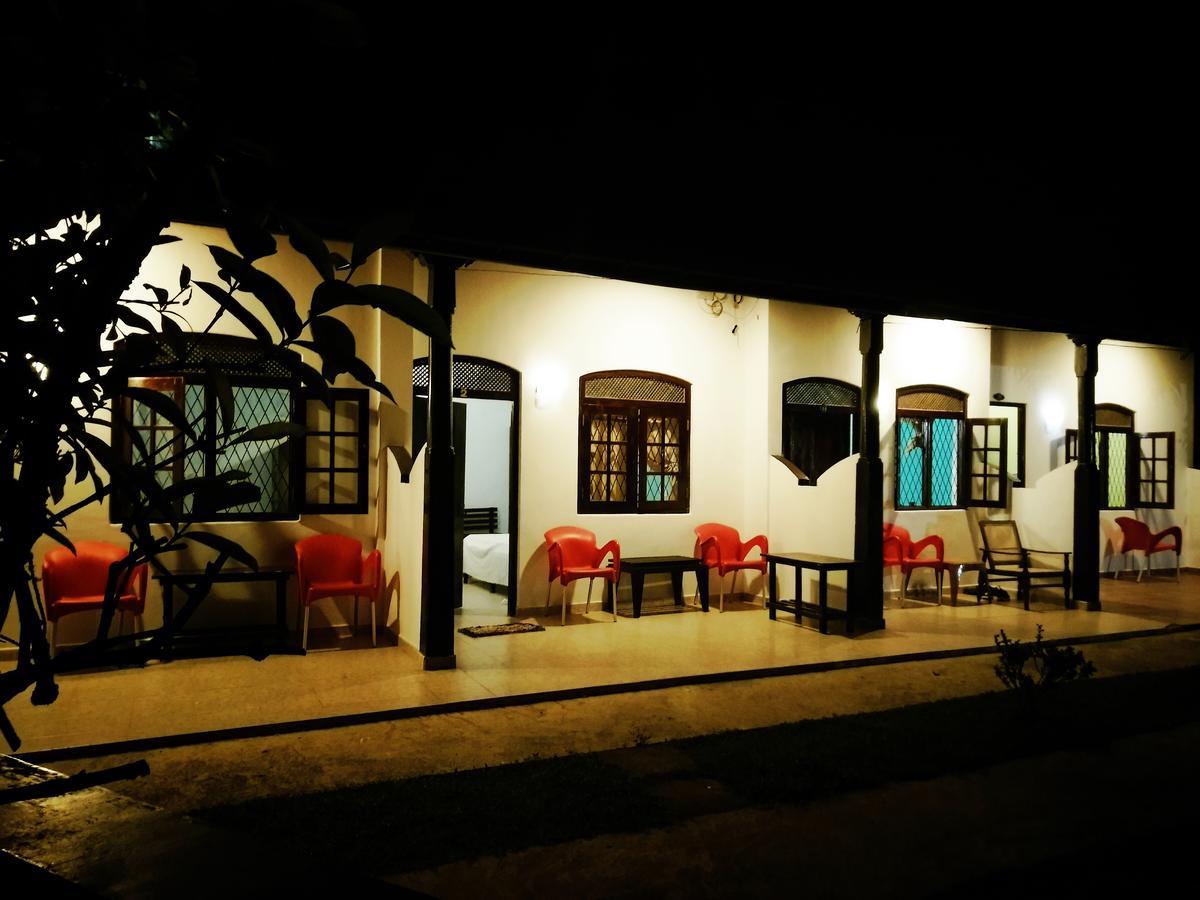Sonri Villa Sea View Unawatuna Kültér fotó